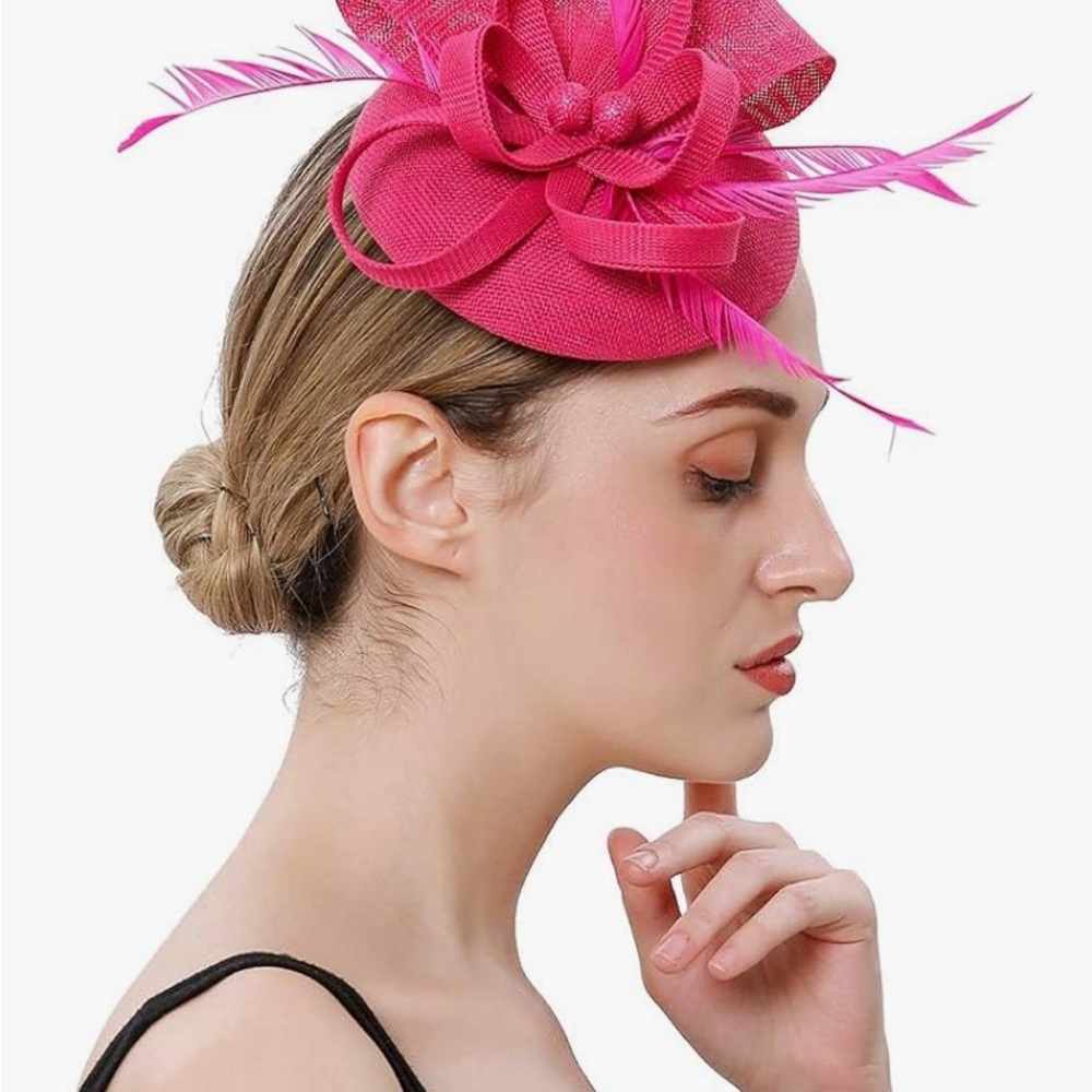 Elegant Pink Fascinator Hat